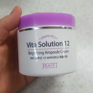 지고트 비타솔루션12 브라이트닝 앰플 크림 100ml — 5점을 준 리뷰어가 2019년 7월 올린 사용 사진