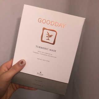 GoodDay Skincare GoodDay 강황 마스크 — 4.5점을 준 리뷰어가 2020년 3월 올린 사용 사진