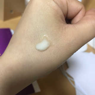 아이소이 불가리안 로즈 인텐시브 리프팅 세럼 20ml 탄력세럼 — 5점을 준 리뷰어가 2018년 5월 올린 사용 사진