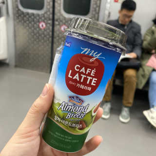 마이카페라떼 말차 아몬드브리즈 7개입 — 4.5점을 준 리뷰어가 2019년 11월 올린 사용 사진