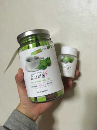 오붐주식회사 오붐 모그리톨S 60g+스틱보틀 4gx25개 — 5점을 준 리뷰어가 2017년 12월 올린 사용 사진
