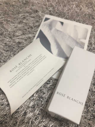 ROSE BLANCHE 로제블랑쉐 인텐시브 수딩 세럼 — 4.5점을 준 리뷰어가 2019년 7월 올린 사용 사진