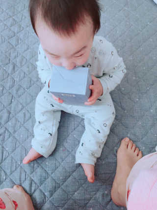 유비맘 샘방지 PPSU 빨대컵_컬러 랜덤 발송 — 5점을 준 리뷰어가 2020년 2월 올린 사용 사진