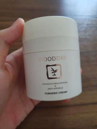 GoodDay Skincare GoodDay 강황크림 50g — 5점을 준 리뷰어가 2020년 1월 올린 사용 사진