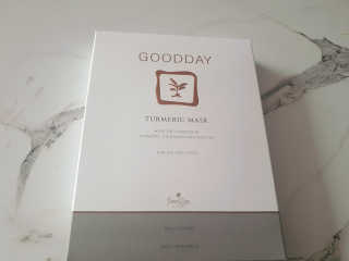 GoodDay Skincare GoodDay 강황 마스크 — 3.5점을 준 리뷰어가 2020년 1월 올린 사용 사진