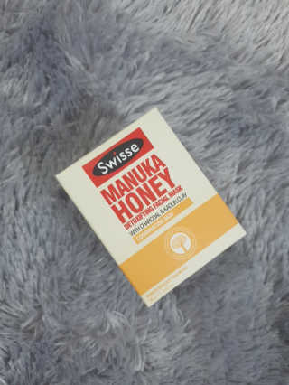 SWISSE 스위스 마누카 허니 디톡시파잉 페이셜 마스크 — 5점을 준 리뷰어가 2019년 12월 올린 사용 사진