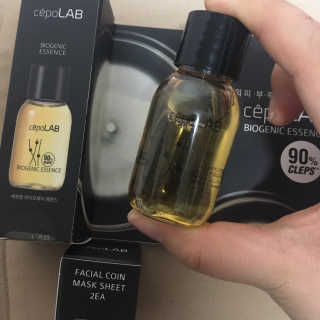 세포랩 바이오제닉 에센스 30ml 특별팩 — 5점을 준 리뷰어가 2018년 5월 올린 사용 사진
