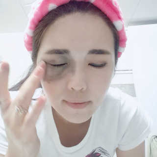 아미니 릴렉싱 페이셜 클렌징 오일 — 4.67점을 준 리뷰어가 2018년 6월 올린 사용 사진