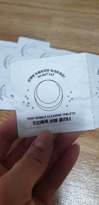 [에코앤드]이지톡톡 버블클리너 1종세척제 — 5점을 준 리뷰어가 2019년 6월 올린 사용 사진