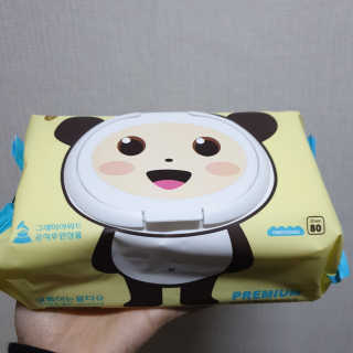 달곰이 물티슈 — 5점을 준 리뷰어가 2019년 3월 올린 사용 사진