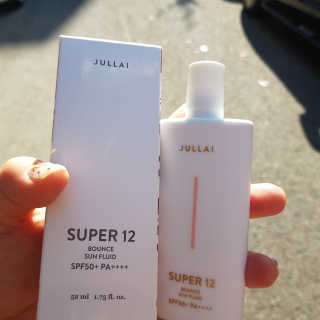 쥴라이Jullai 슈퍼 12 바운스 선 플루이드 SPF50+ PA++++ — 4점을 준 리뷰어가 2019년 7월 올린 사용 사진