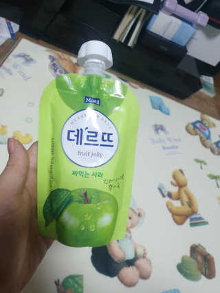 데르뜨 떠먹는 과일 3종, 짜먹는 과일 2종 총 10개 체험 — 4점을 준 리뷰어가 2020년 3월 올린 사용 사진