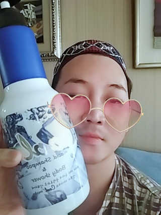 쿨 샴푸 바디워시 아스산타 기린화장품 500ml — 4.33점을 준 리뷰어가 2018년 4월 올린 사용 사진