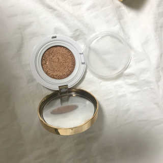 고유에 화이트닝 앰플쿠션 SPF50+, PA++++ — 5점을 준 리뷰어가 2018년 7월 올린 사용 사진