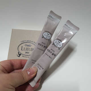[하우투잇] 뤼에르 쿠르브 블랙 10ml x 30포 총 300ml — 3.5점을 준 리뷰어가 2020년 3월 올린 사용 사진
