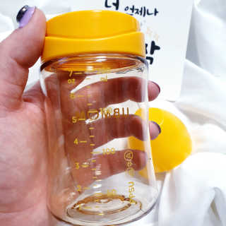 유비맘 PPSU 젖병 노꼭지_200ml_컬러 랜덤 발송 — 5점을 준 리뷰어가 2020년 3월 올린 사용 사진