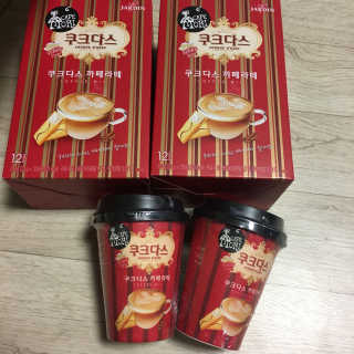 (주)쟈뎅 쟈뎅 까페모리 쿠크다스 까페라떼 — 4점을 준 리뷰어가 2017년 11월 올린 사용 사진