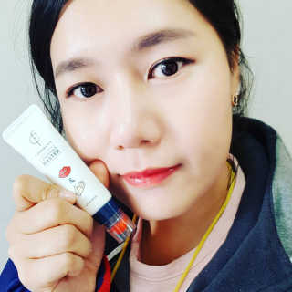 포렌코즈 립핸드 마스터 — 5점을 준 리뷰어가 2017년 11월 올린 사용 사진
