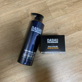 다슈코리아 다슈 단백질 한방 두피 골드 샴푸 500ml +샴푸브러쉬 — 4점을 준 리뷰어가 2020년 1월 올린 사용 사진