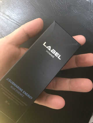 레이블옴므-labelhomme 제이 서브마린 에너지 블루 에센스 — 4.5점을 준 리뷰어가 2017년 2월 올린 사용 사진