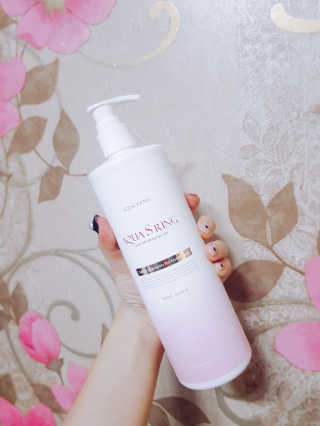 아쿠아큐링 아쿠아S링 퓨어리프레싱 헤어케어 500ml — 5점을 준 리뷰어가 2018년 7월 올린 사용 사진
