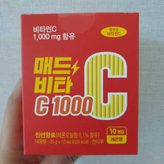 매드비타C 1000 — 5점을 준 리뷰어가 2019년 4월 올린 사용 사진