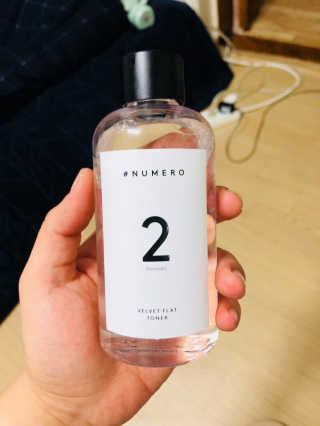 누메로 2 벨벳 플랫 토너 — 4.17점을 준 리뷰어가 2018년 3월 올린 사용 사진