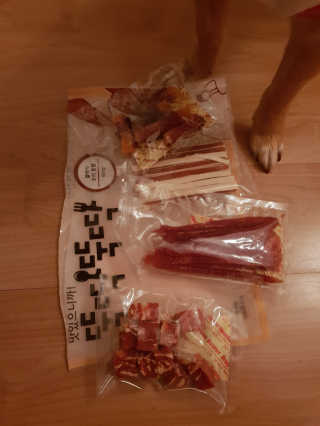 [펫토리아] 뚝딱뚝딱 400g 강아지 간식 베스트5종 — 5점을 준 리뷰어가 2019년 1월 올린 사용 사진