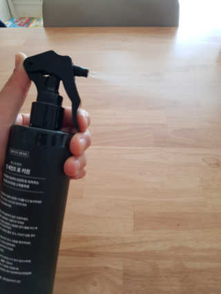 PEACE MOMENT 피스모먼트 인세컨즈포키친 320mL 천연살균소독제 — 5점을 준 리뷰어가 2019년 2월 올린 사용 사진