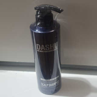 다슈코리아 다슈 단백질 한방 두피 골드 샴푸 500ml +샴푸브러쉬 — 5점을 준 리뷰어가 2019년 10월 올린 사용 사진