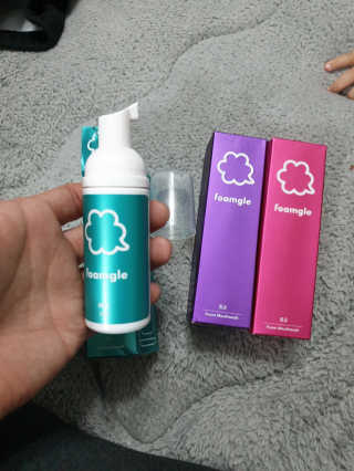 폼글 I foamgle [폼글] 거품가글 50ml 3종 - 민트, 라벤더, 라즈베리 — 5점을 준 리뷰어가 2019년 12월 올린 사용 사진