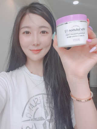 지고트 비타솔루션12 브라이트닝 앰플 크림 100ml — 4.5점을 준 리뷰어가 2019년 6월 올린 사용 사진
