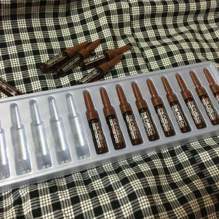 고려은단 메가도스 동안피부 필수품 ! 고함량 순수 비타민C 20% 앰플 — 3점을 준 리뷰어가 2016년 10월 올린 사용 사진