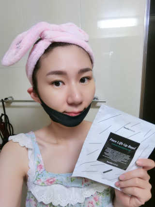 어웨이크어슬립 어슬립 페이스 리프트업 밴드 — 5점을 준 리뷰어가 2018년 6월 올린 사용 사진