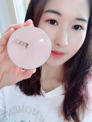 쏘내추럴 밀착 착붙 픽스쿠션 — 5점을 준 리뷰어가 2019년 9월 올린 사용 사진