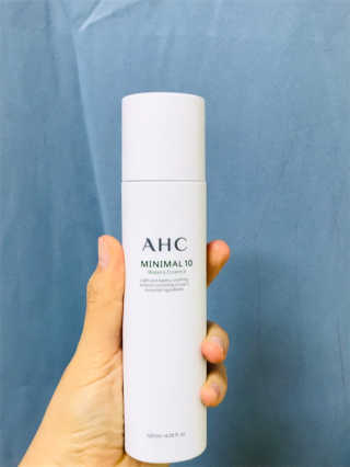AHC 에이 에이치 씨 미니멀 10 워터리 에센스 — 4점을 준 리뷰어가 2018년 12월 올린 사용 사진