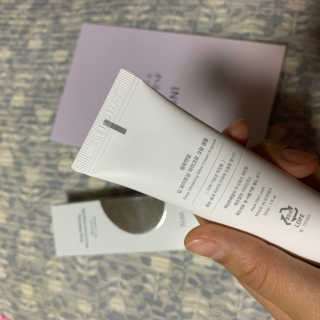 [76N1]딥 화이트닝 마이크로 크림앰플 — 4점을 준 리뷰어가 2019년 12월 올린 사용 사진