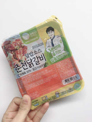 뜰아채유통 춘천닭갈비덮밥소스와 머쉬마루 버섯 — 5점을 준 리뷰어가 2018년 10월 올린 사용 사진