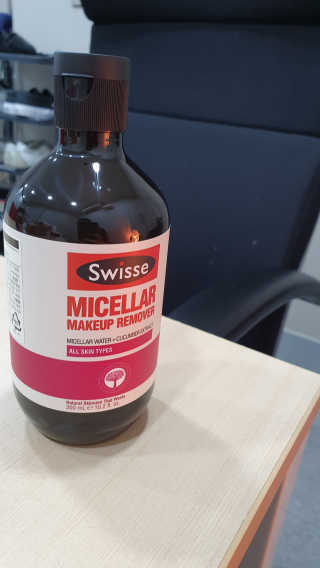 SWISSE 스위스 미셀라 메이크업 리무버 — 4점을 준 리뷰어가 2020년 1월 올린 사용 사진