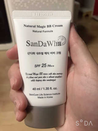 [스킨큐어] 산다화 내추럴 매직 비비 크림 — 4점을 준 리뷰어가 2019년 6월 올린 사용 사진