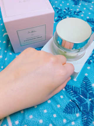 닥터엘시아 파워 브라이트닝 글루타치온 크림 — 3.83점을 준 리뷰어가 2018년 3월 올린 사용 사진