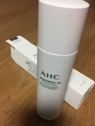 AHC 에이 에이치 씨 미니멀 10 워터리 에센스 — 4점을 준 리뷰어가 2018년 12월 올린 사용 사진