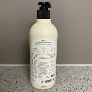 (주)에네스티 내추럴 촉촉  오트밀 바디워시 500ml — 4.5점을 준 리뷰어가 2019년 8월 올린 사용 사진