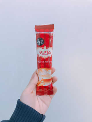 (주)쟈뎅 쟈뎅 까페모리 쿠크다스 까페라떼 — 2.5점을 준 리뷰어가 2017년 11월 올린 사용 사진