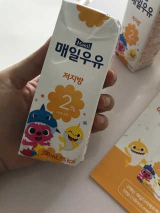 매일우유 멸균 매일우유 저지방 2프로 멸균 핑크퐁 에디션 6입 — 5점을 준 리뷰어가 2017년 12월 올린 사용 사진