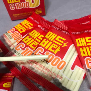 매드비타C 1000 — 3점을 준 리뷰어가 2019년 4월 올린 사용 사진