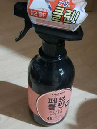 더블유드레스룸 페브클린 500ml — 3점을 준 리뷰어가 2018년 8월 올린 사용 사진