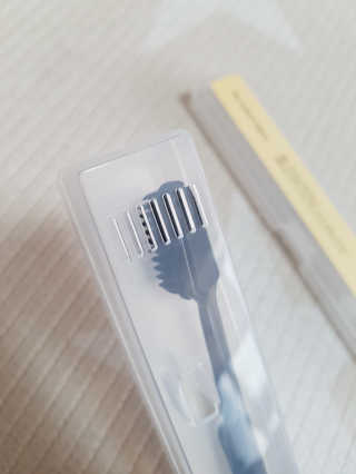 the naked object 디블랙 실리콘 잇몸 칫솔 — 4점을 준 리뷰어가 2020년 2월 올린 사용 사진