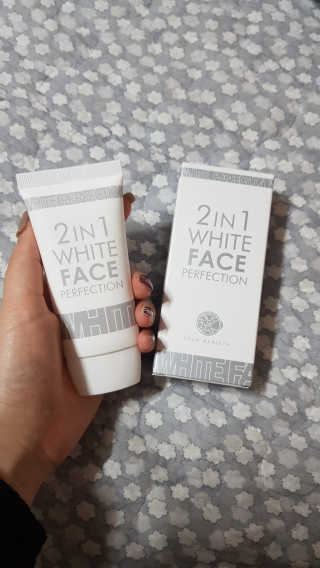 피움 스킨바리스타 2in1 화이트 페이스 퍼펙션 50ml — 5점을 준 리뷰어가 2018년 10월 올린 사용 사진