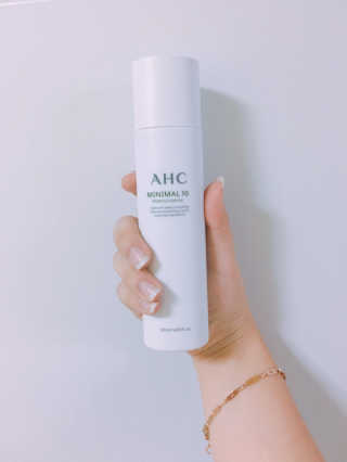 AHC 에이 에이치 씨 미니멀 10 워터리 에센스 — 5점을 준 리뷰어가 2018년 11월 올린 사용 사진